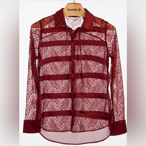 BKE Boutique red Lace, chiffon and satin button front shirt size XL #1476 - Picture 2 of 8